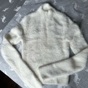 Babaton sweater